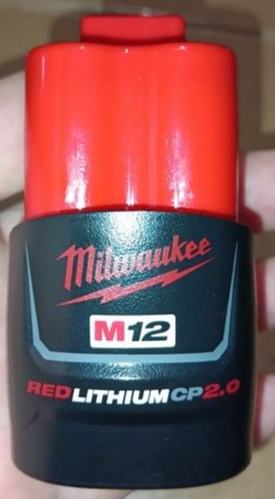 АКБ 2426 milwaukee m12 2ah