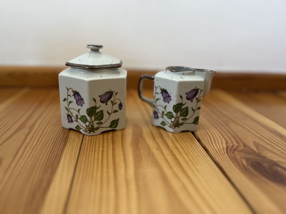 Serwis kawowy z porcelany- produkcja Niemcy