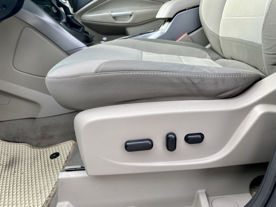 Ford Escape 2014 год, 1.6 турбо автомат
