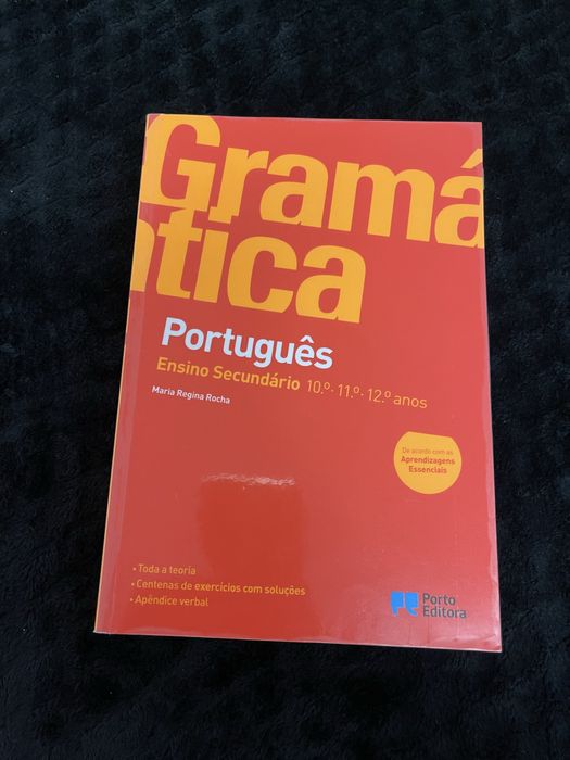 Livro de estudo de gramática do secundário
