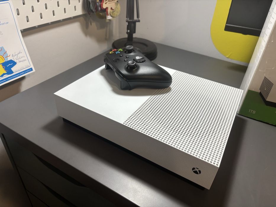 X box one s nowy