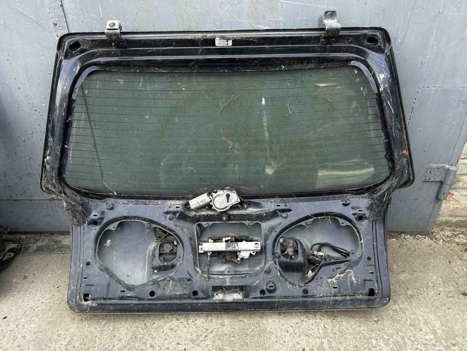 VAG Audi A6 95- кришка багажника після ремонту LD0382 4B9827023J