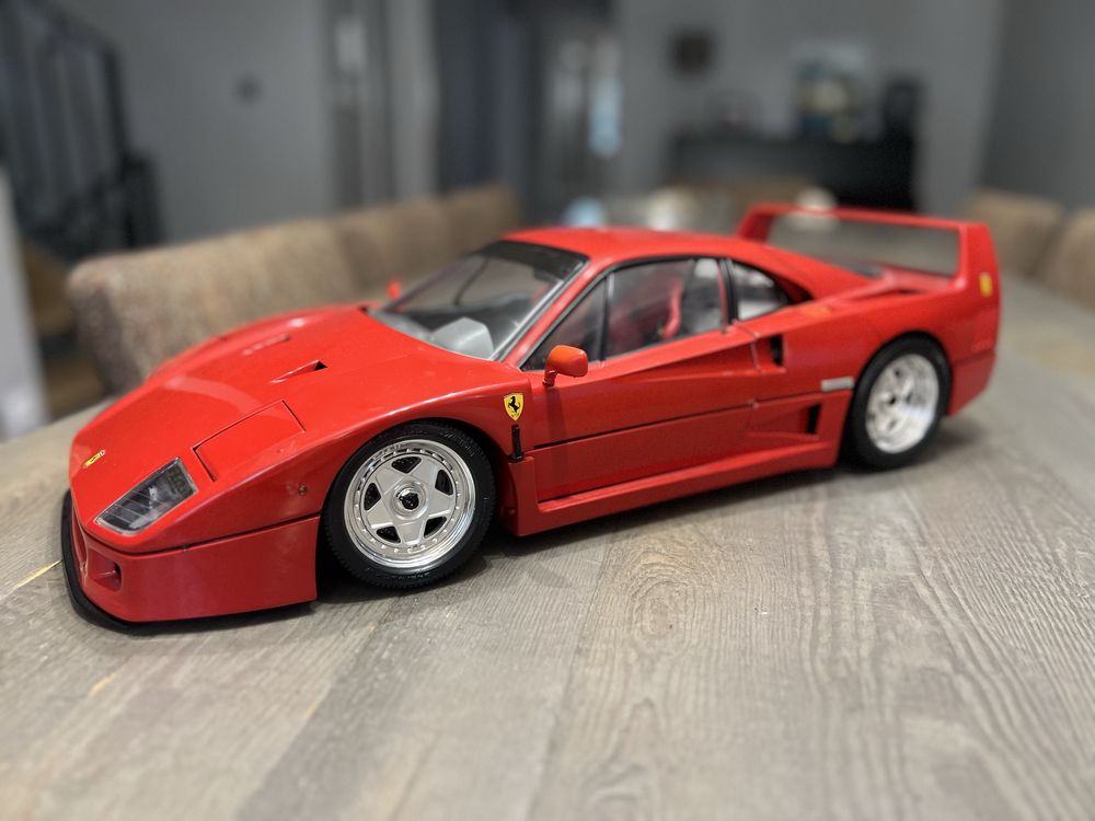 Model Ferrari F40  Pocher 1:8