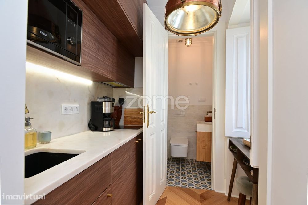 INVESTIMENTO: Apartamento T1 arrendado | Graça, Lisboa