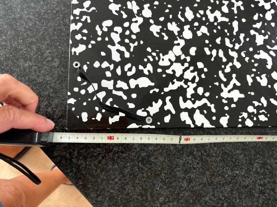 CAPA PARA GUARDAR DESENHOS