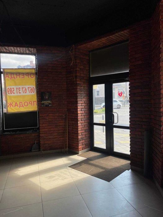 Оренда приміщення на вул. Хмельницького