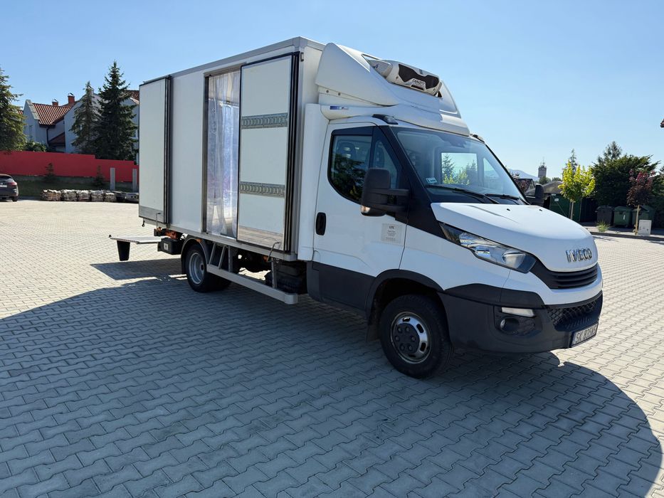 Chłodnia izoterma Iveco Daily 50C-150 3.0 l Diesel na bliźniaku WINDA