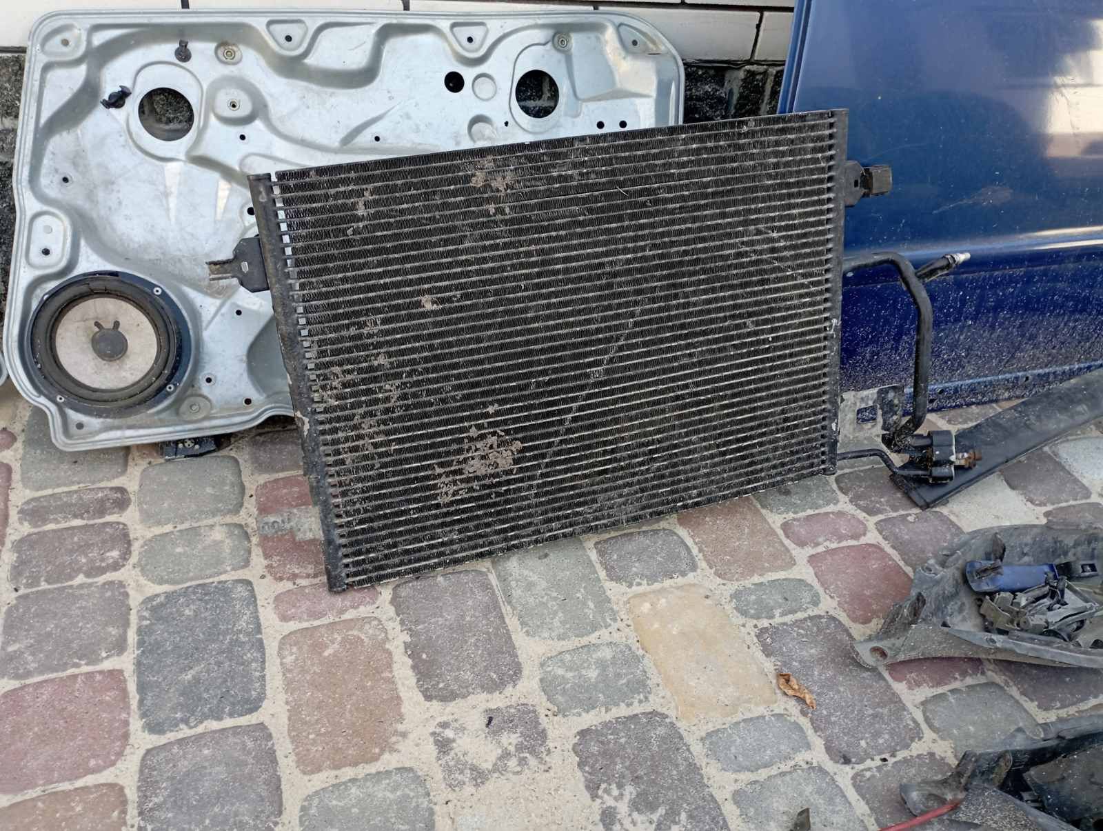 Стойка супорт шруз фара  генератор скло двигун Passat B5 1.9tdi