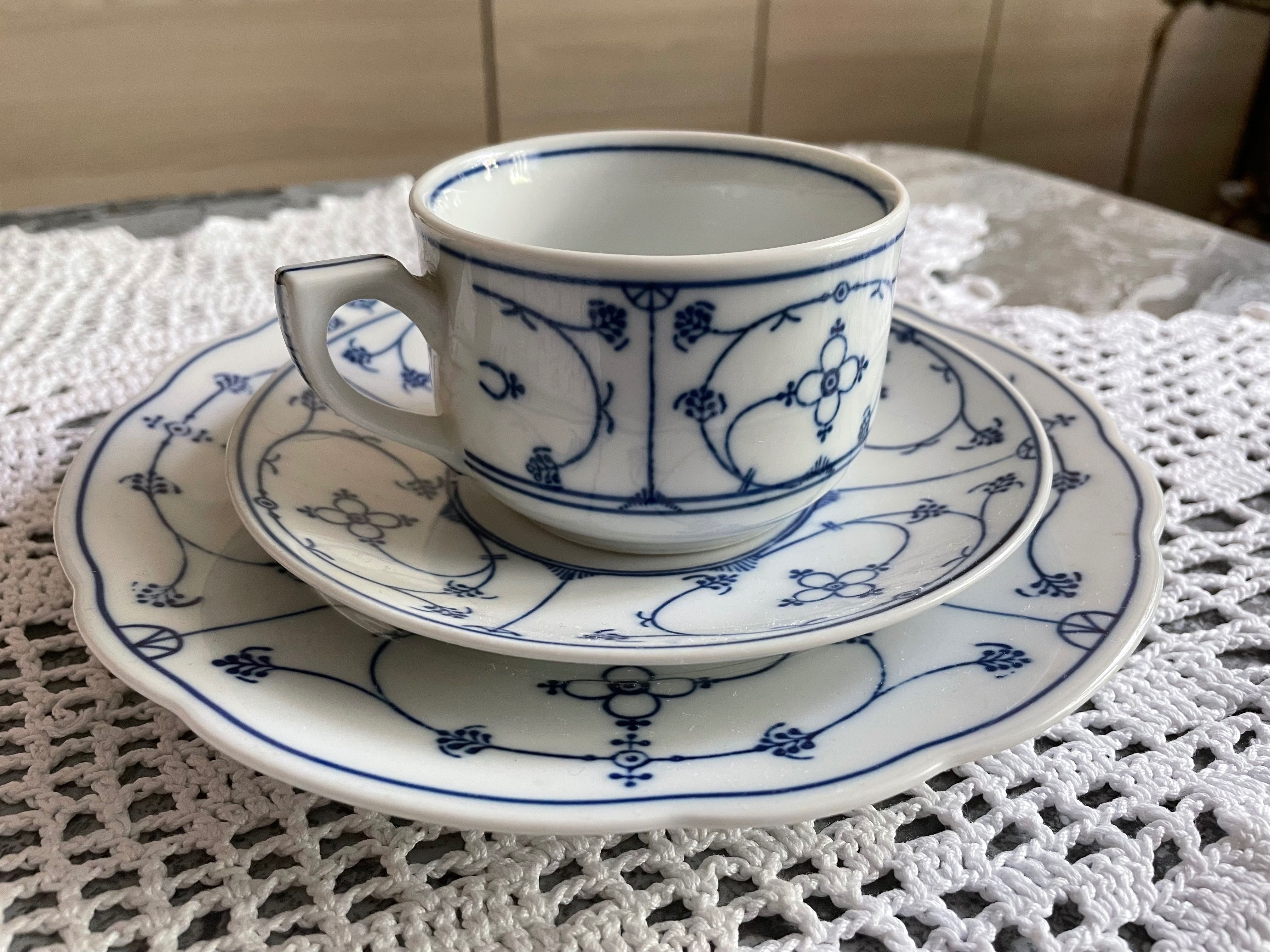 Piękne porcelanowe trio sygnowane C.T Altwasser