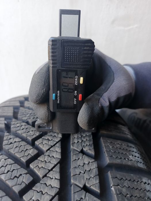 Opony zimowe 4x 215/55R17