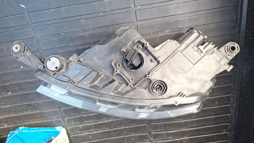 Reflektor przedni Valeo do Rapid-Led: