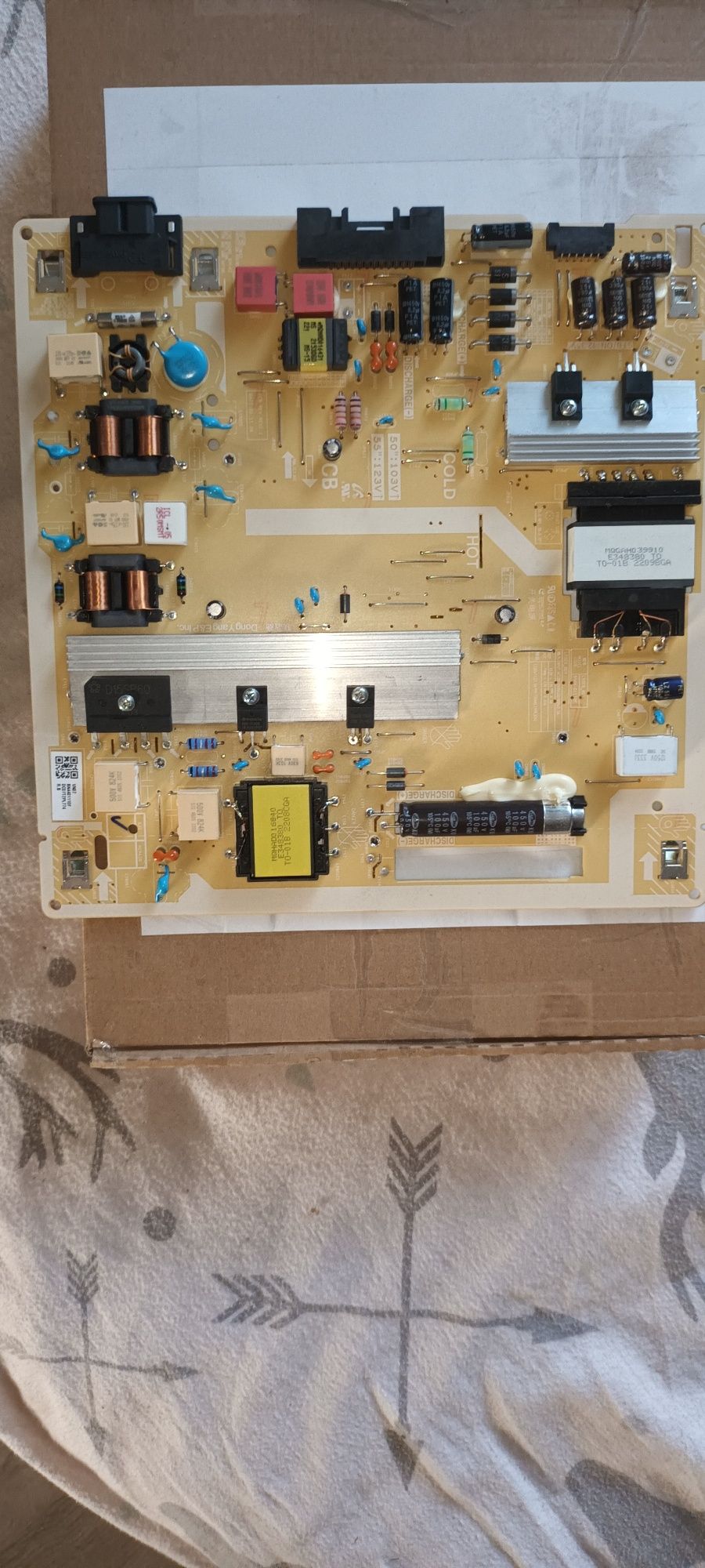 Płyta  zasilacz do tv samsung   UE50BU8002K