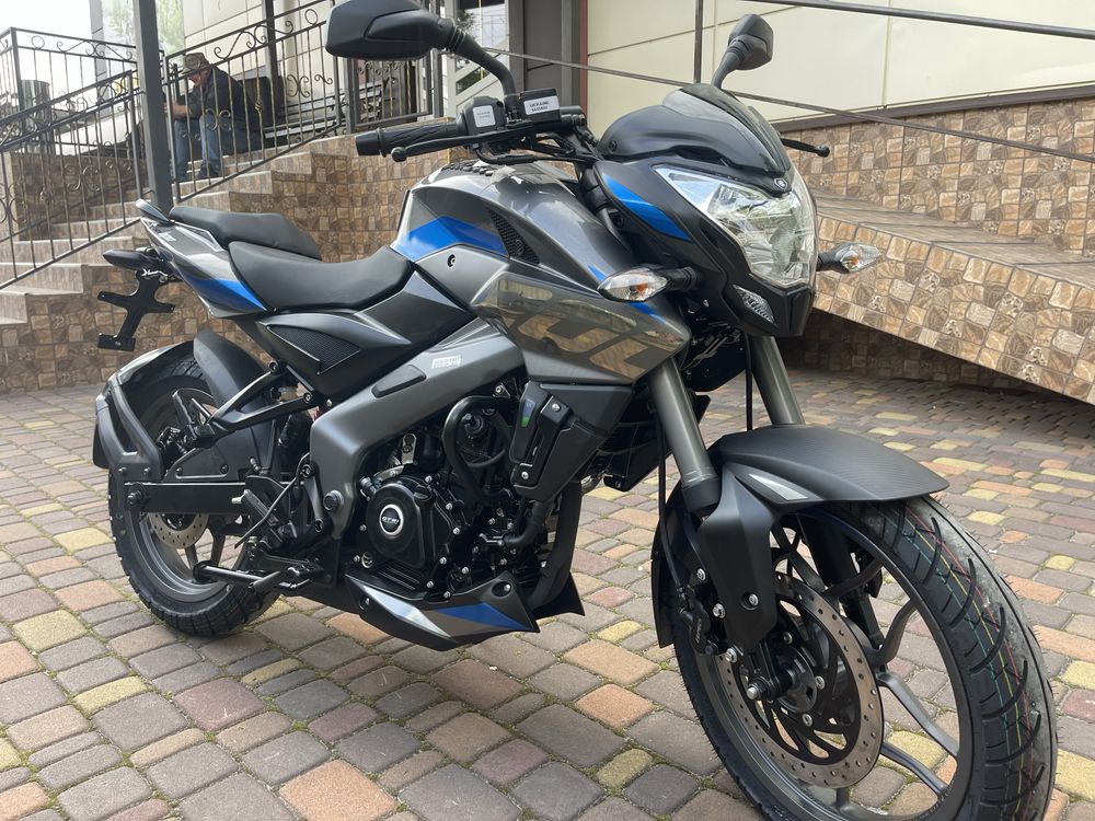 Мотоцикл Bajaj Pulsar NS 200 UG 2023