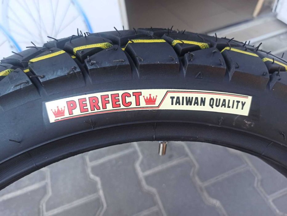 Шина 3.00-18 з камерою Тайвань на мотоцикл Минск/Іж 6 PR фірми SC-TYRE