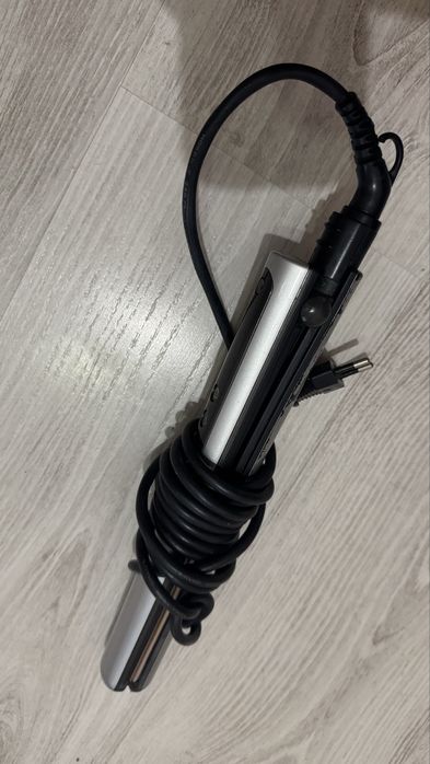 Випрямляч, утюжок, плойка Philips