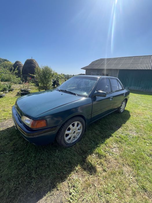 Mazda 323 bg.