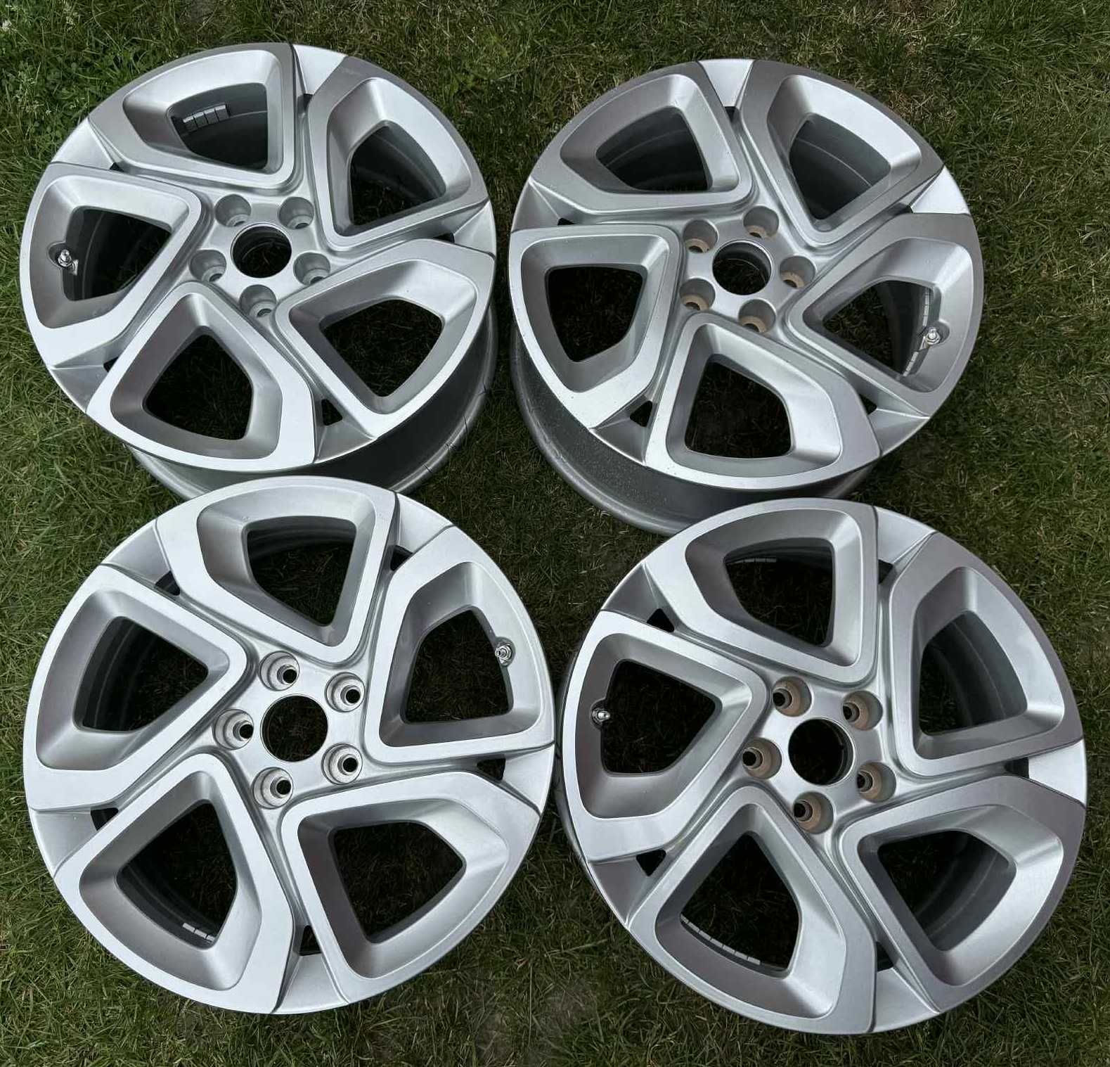 Alufelgi 5x108 r17 CITROEN NOWE C5 C4 Picasso C6 Ds7 Jumpy Berlingo 35