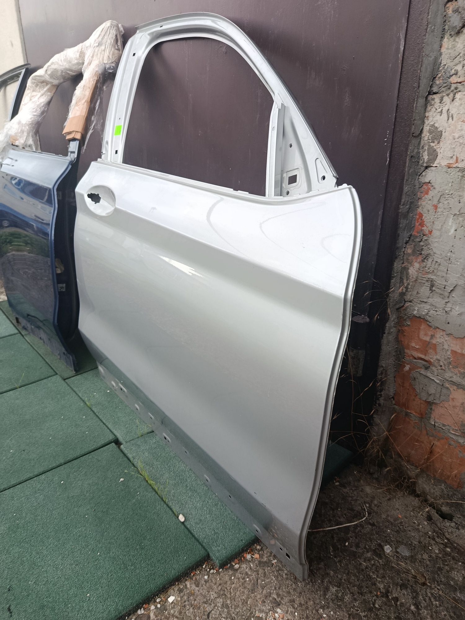 Двері передні задні праві bmw x3 g01