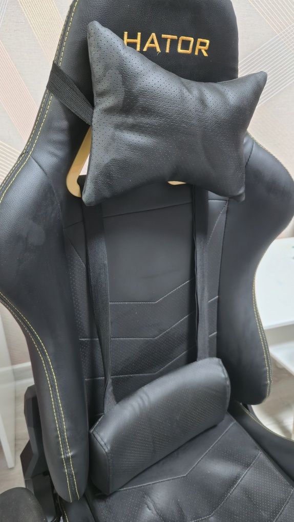 Игровое компьютерное кресло Hator