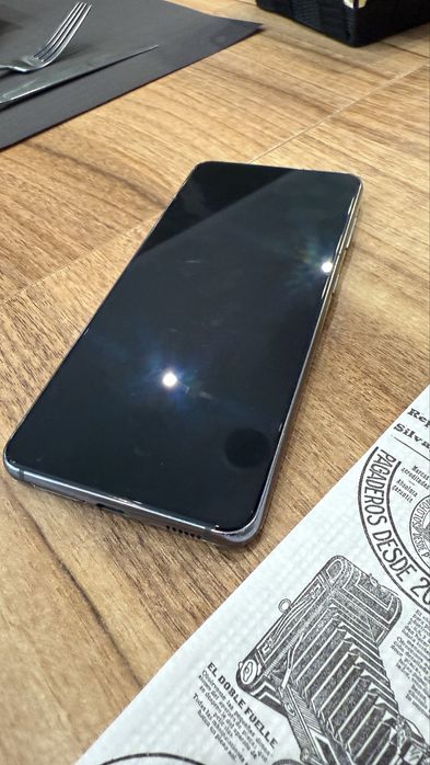 Samsung S21 - 128Gb - 5G em excelente estado