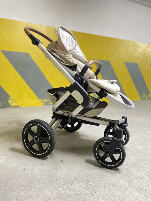 Carrinho Bebé Confort NOVA 4 / Maxi Cosi