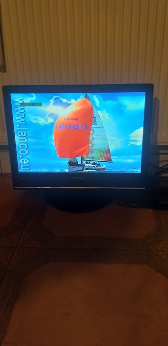 telewizor z wbudowanym DVD