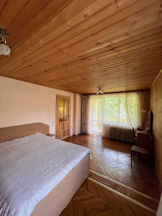 Продаж будинку, Старе Село
