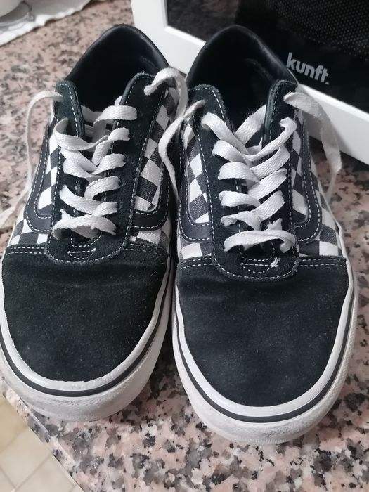 Vans em bons estado