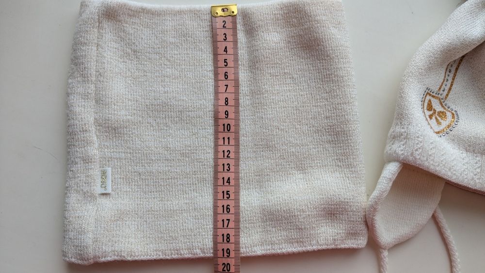 Шапка зимова розмір 50-52 + снуд для дівчини