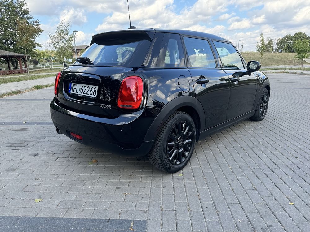 Mini Cooper F55 1.5 TwinPower Turbo automat 136KM