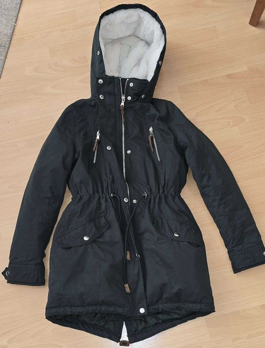 dziewczęca kurtka ocieplana Reserved rozm. XS  stan bdb