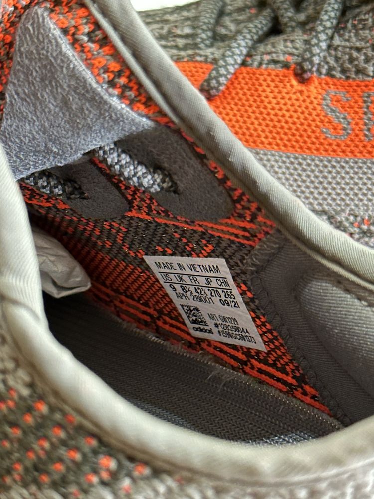 Adidas Yeezy Boost 350 V2 Beluga