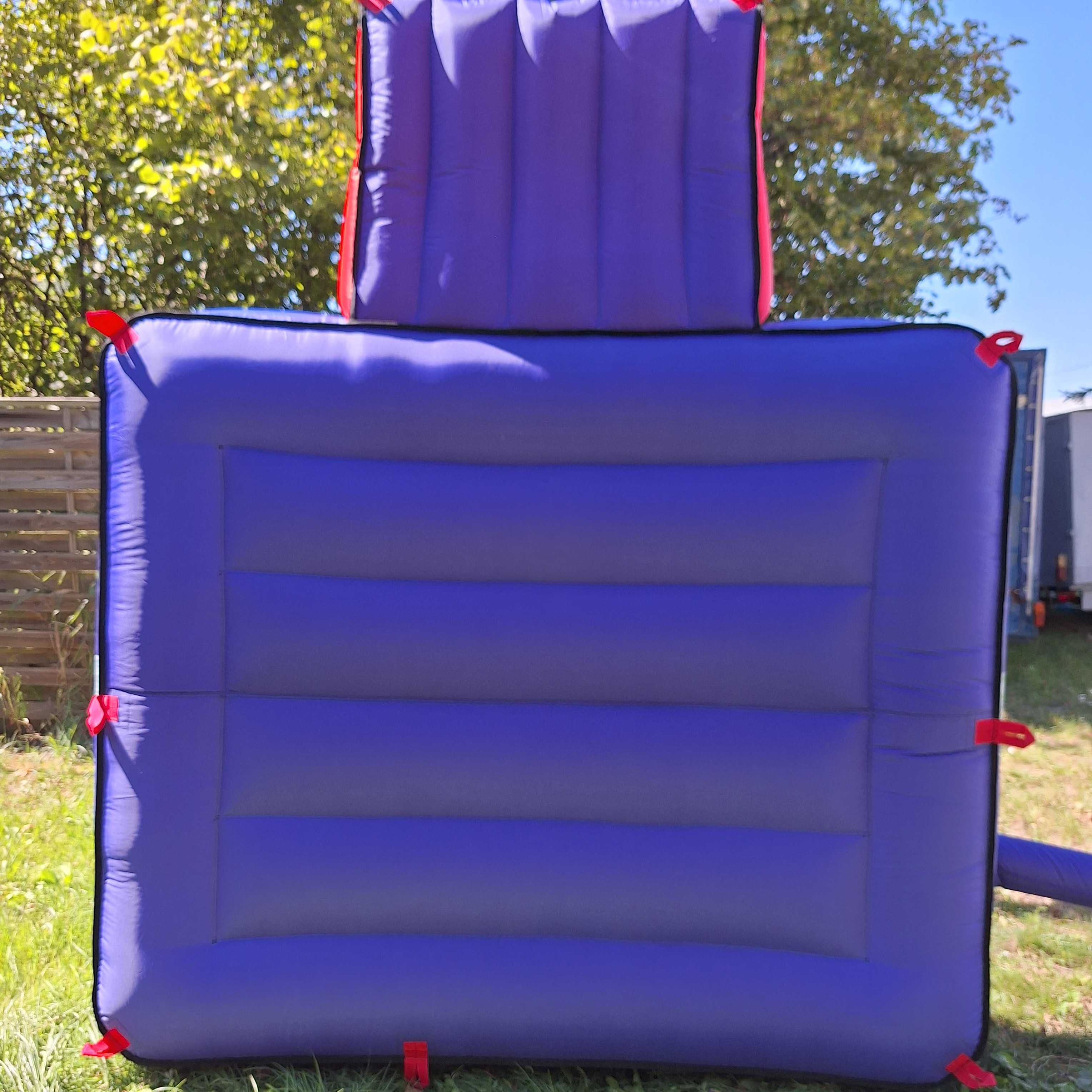 Bestway 53310 Trampolina dmuchana z siatką i zjeżdżalnią A