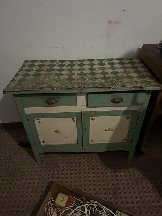 Comoda vintage.