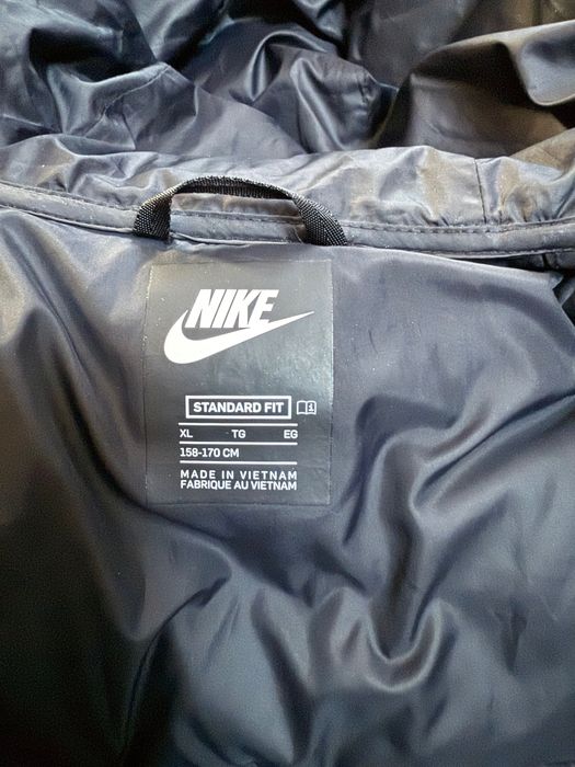 Курточка Nike (158-170)см