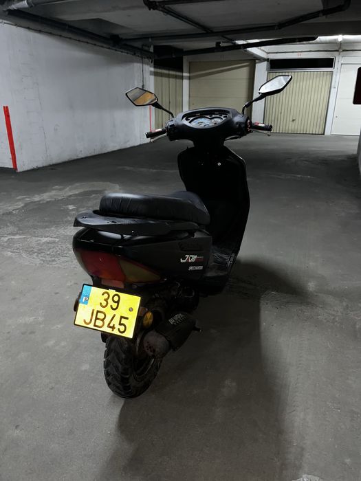 “RESERVADO “Jialing 50cc – Estilo JDM | Legal, Fiável e com Potencial!
