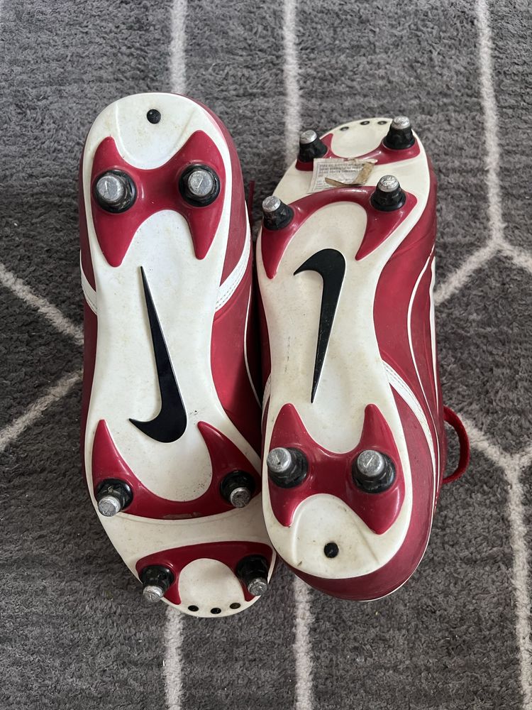Czerwone Nike Vapor ll Pace SG 44
