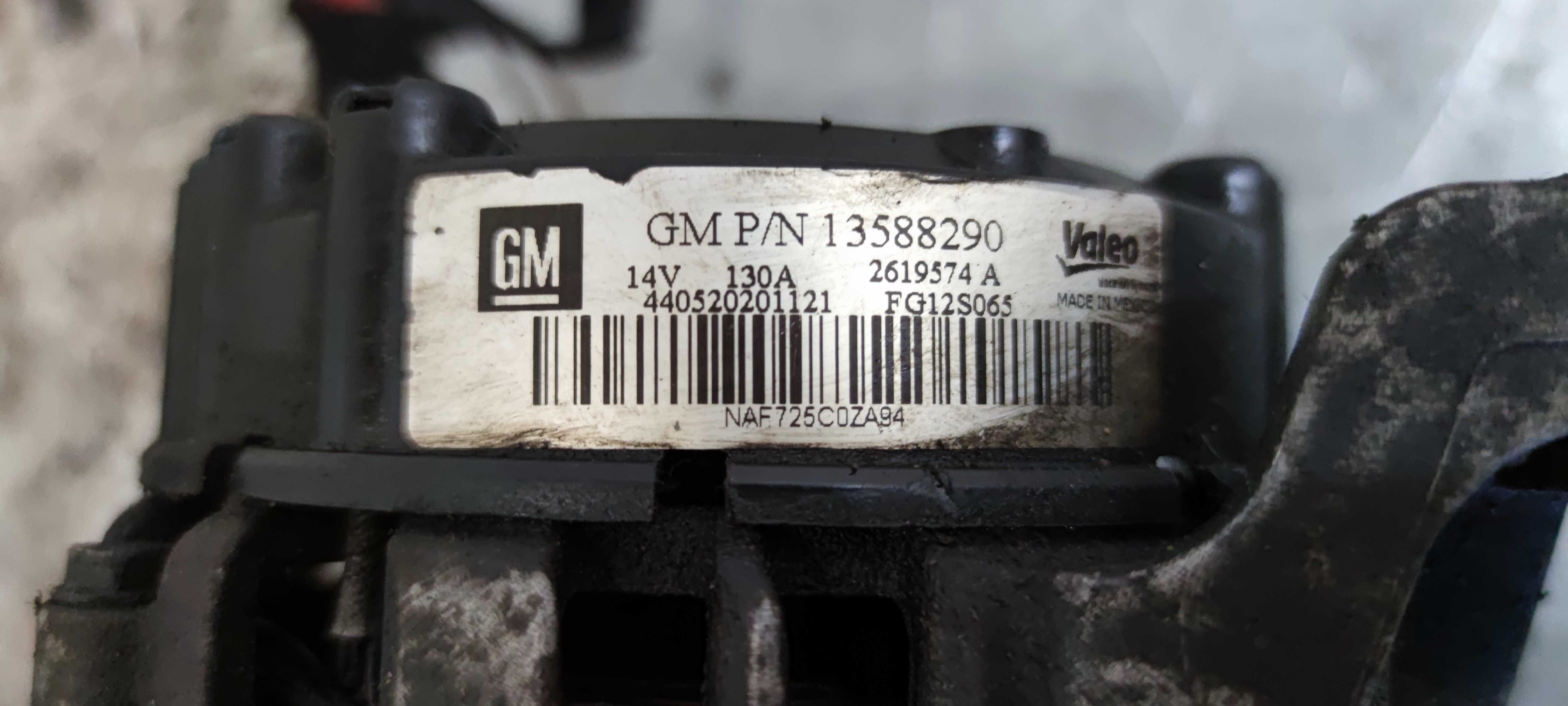 Opel Astra 4 IV J 1.4 T Alternator