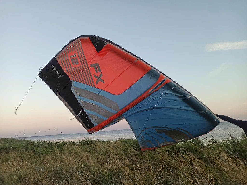 Latawiec kite Cabrinha FX 12m