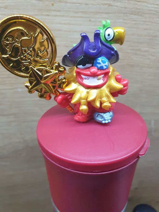 Piratix  Zlotobrody Kapitan Papuga