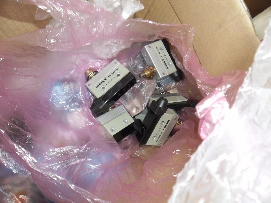 Концевые выключатели AH-7310 Highly 10А, 250В(Highlywell Limit switch)