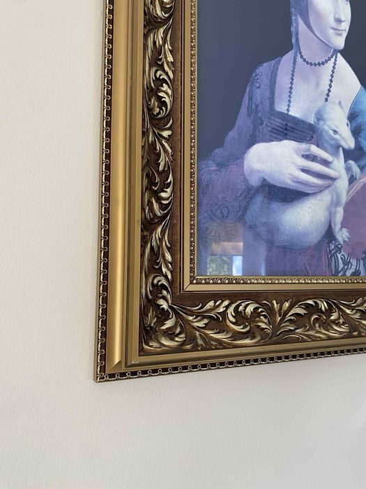 Rama drewniana bogatozdobiona sztukateria