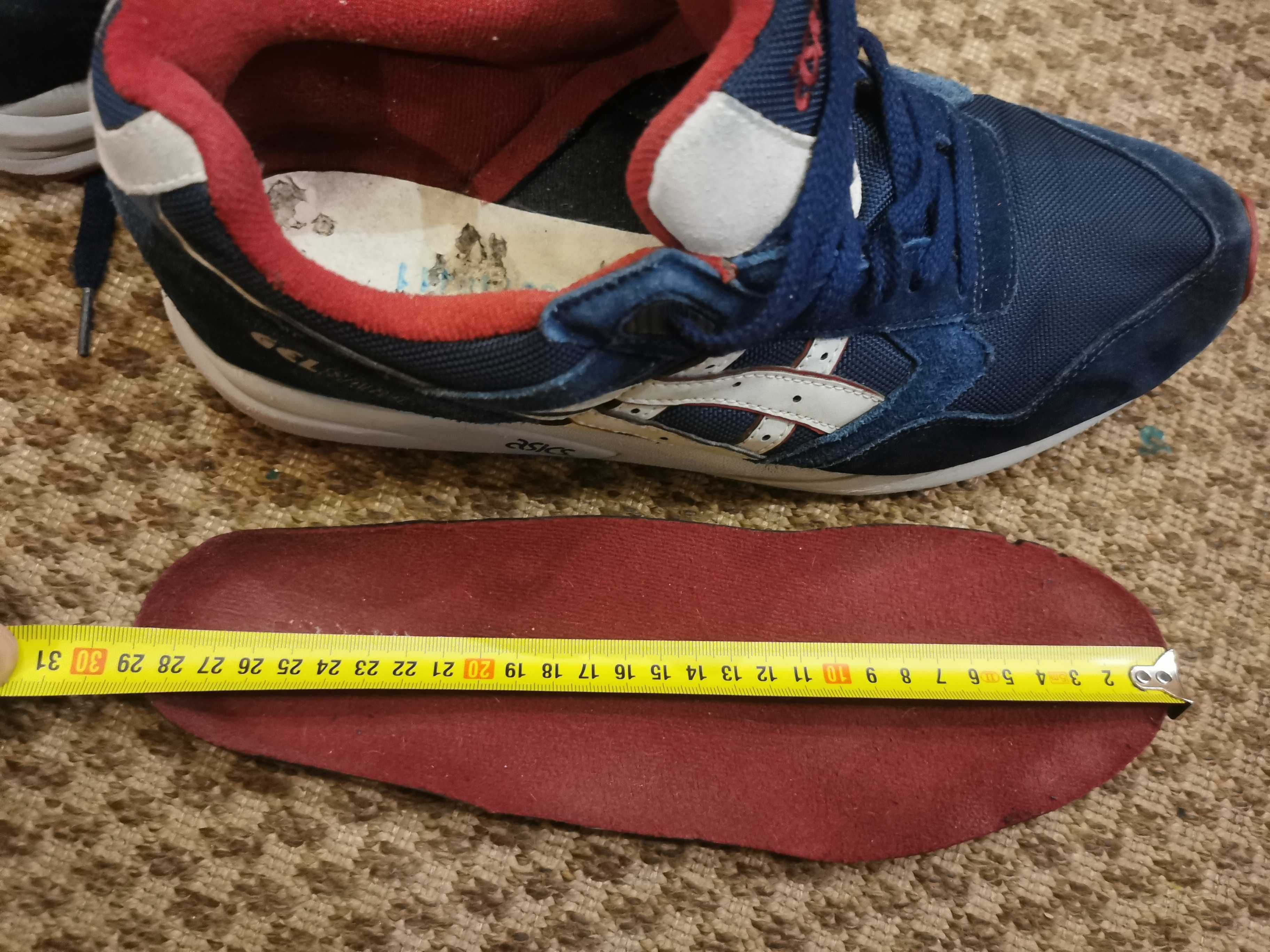 кроссовки Asics Gel Saga