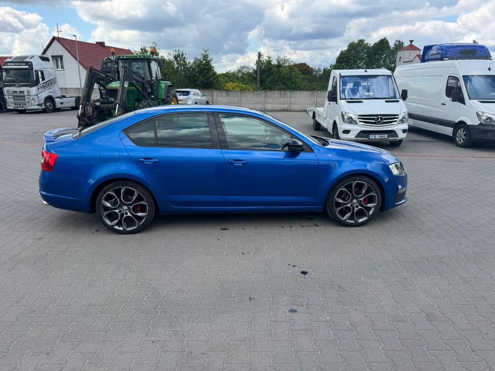 Двері Skoda Octavia A7 LF5W ляда