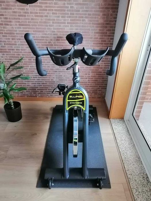 Bicicleta de Spinning profissional