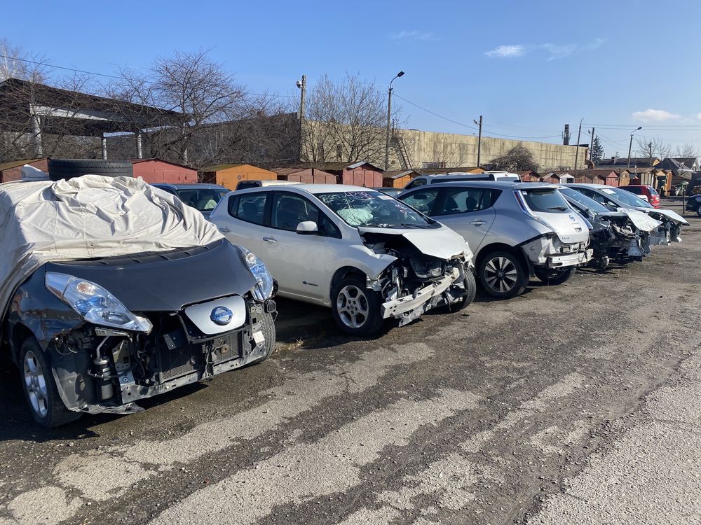 Розбірка шрот розборка на запчастини Ніссан Ліф Nissan Leaf 11-23