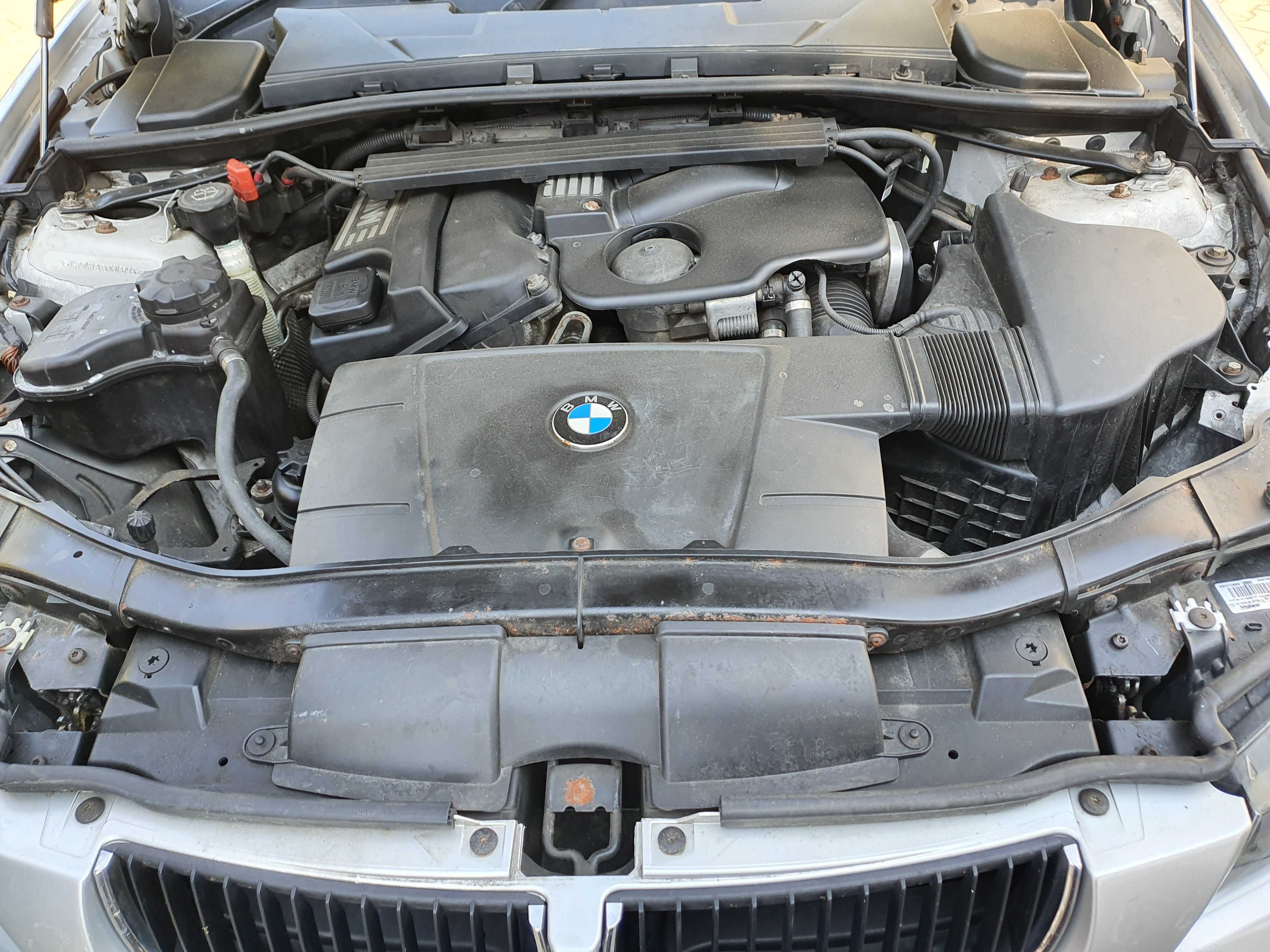 BMW 320i E91 Kombi Prawy Błotnik Przód Tył Drzwi Prawe Przednie Tylne
