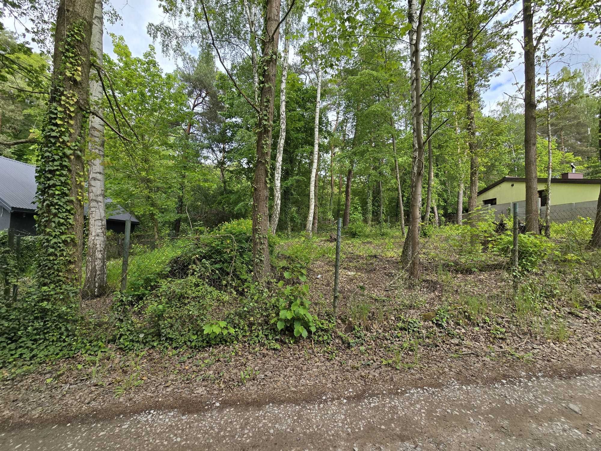 Justynów działka budowlana 600 m2 media