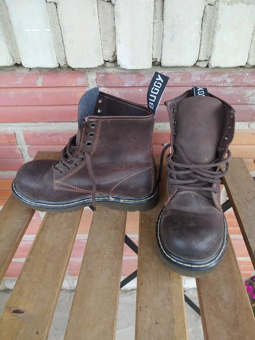 Шкіряні черевики Buggy