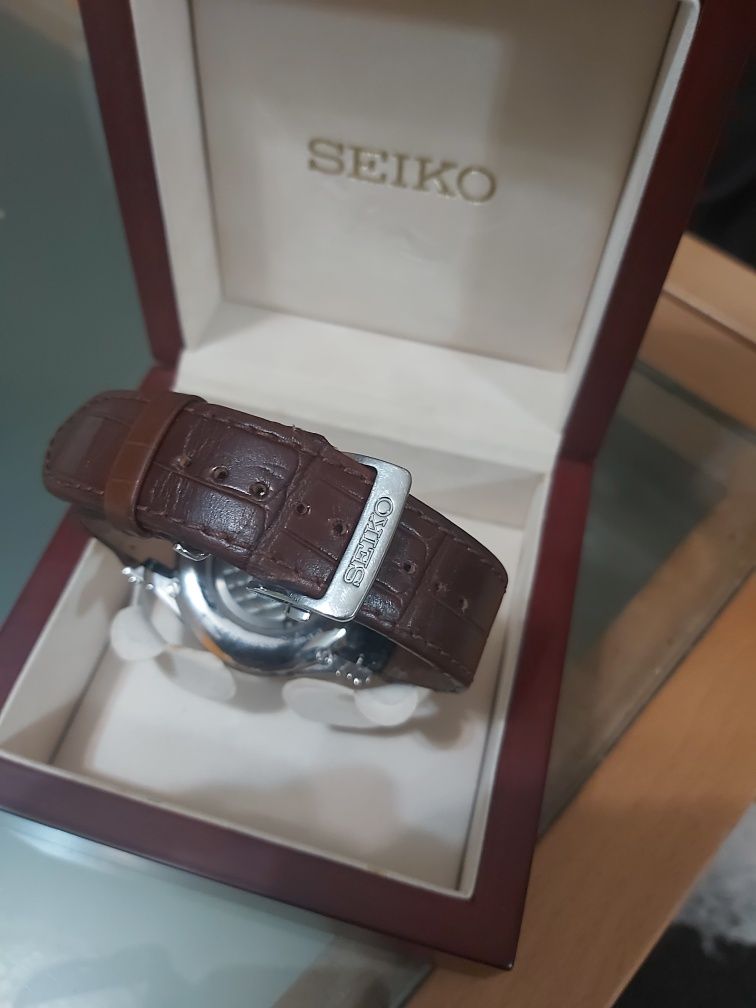 Relógio Seiko Premier automático